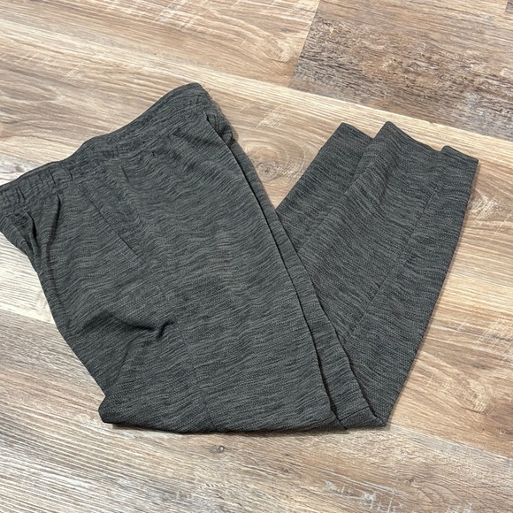 Old Navy boys Charcoal Jogger Pants - Picture 4 of 5